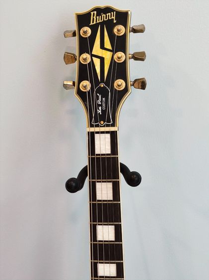 ขายกีต้าร์ไฟฟ้า Burny les Paul custom สีดำ รูปที่ 2