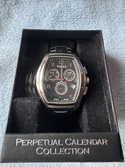 นาฬิกา Timex หรูหราสวยงามตัวเรือนสแตนเลสสตีล เดินเที่ยงตรง รุ่น Perpetual Calendar