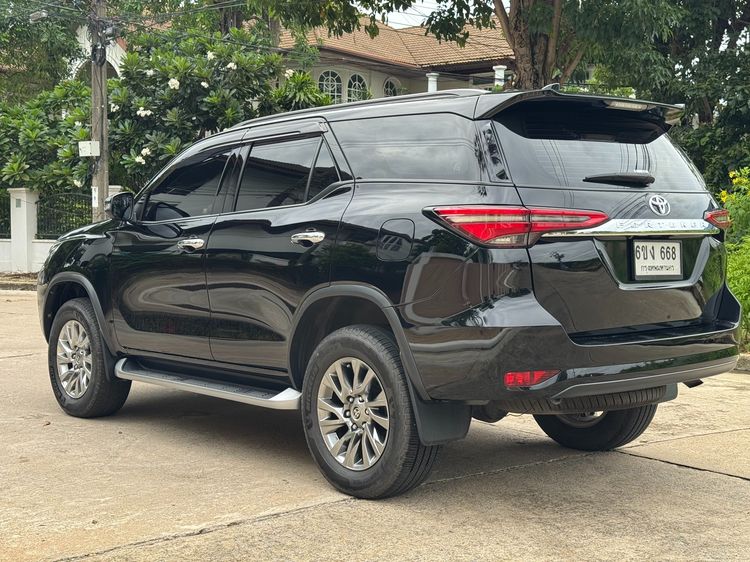 Toyota Fortuner 2020 2.4 G Utility-car ดีเซล ไม่ติดแก๊ส เกียร์อัตโนมัติ ดำ รูปที่ 3