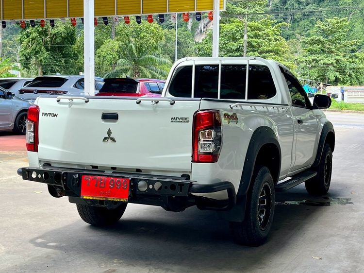 Mitsubishi Triton 2022 2.4 GL 4WD Pickup ดีเซล ไม่ติดแก๊ส เกียร์ธรรมดา ขาว รูปที่ 4