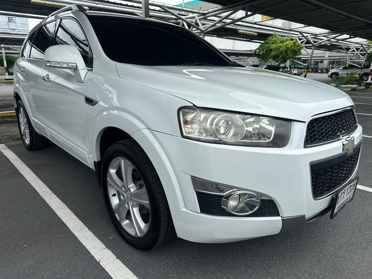 Chevrolet Captiva 2013 2.0 LTZ 4WD Utility-car ดีเซล ไม่ติดแก๊ส เกียร์อัตโนมัติ ขาว