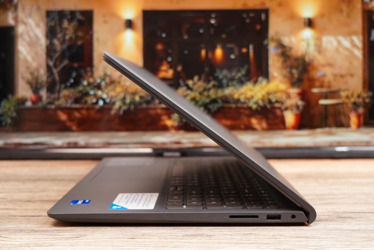 DELL Inspiron 3530 i7-1355U Ram8 ssd512 จอ15.6 FHD 120Hz รูปที่ 6