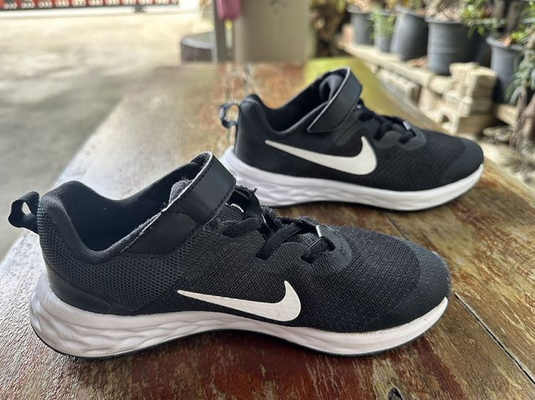 รองเท้าเด็ก Nike Revolution 6  มือสอง รูปที่ 2