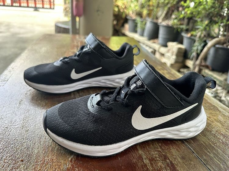 รองเท้าเด็ก Nike Revolution 6  มือสอง