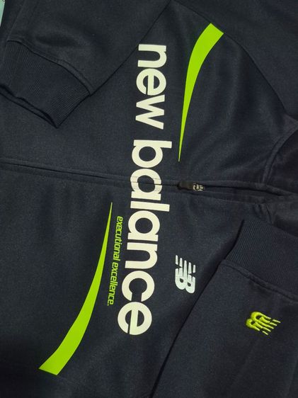 เสื้อวอร์มแขนยาว New Balance มีสองตัว เสื้อคู่ รูปที่ 17