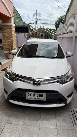รถ Toyota Vios 1.5 G สี ขาว