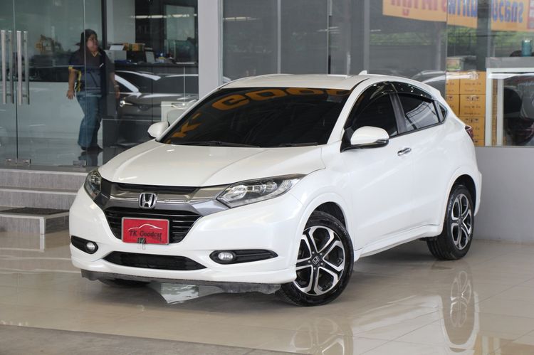 รถ Honda HR-V 1.8 E Limited สี ขาว