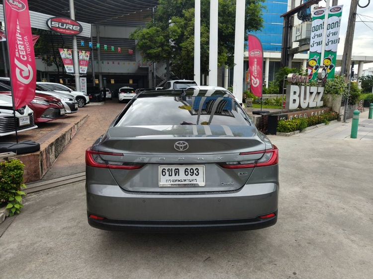 Toyota Camry 2025 2.5 HEV Premium Sedan ไฮบริด เกียร์อัตโนมัติ เทา รูปที่ 4