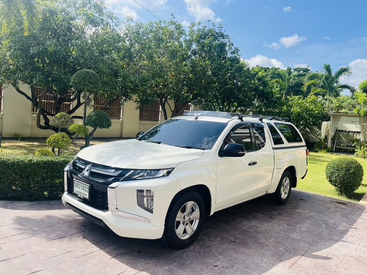 รถ Mitsubishi Triton All New Mega Cab 2.5 GLX Limited Edition สี ขาว