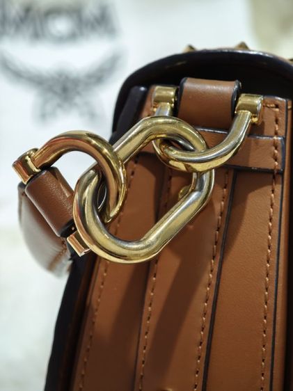 MCM Tracy Shoulder Bag In Studded Outline Visetos รูปที่ 16