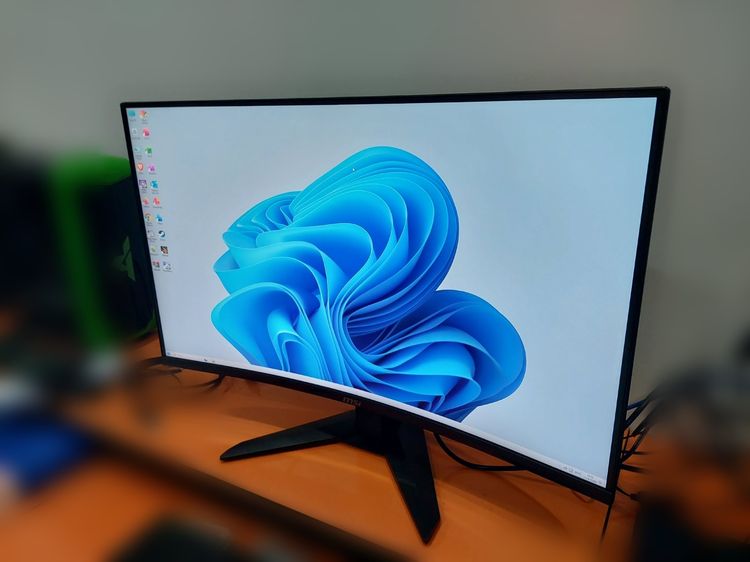 🖥️ ขาย MONITOR MSI MAG 31.5" 2K 180Hz จอโค้ง ประกัน 1 ปี 🔥 รูปที่ 3