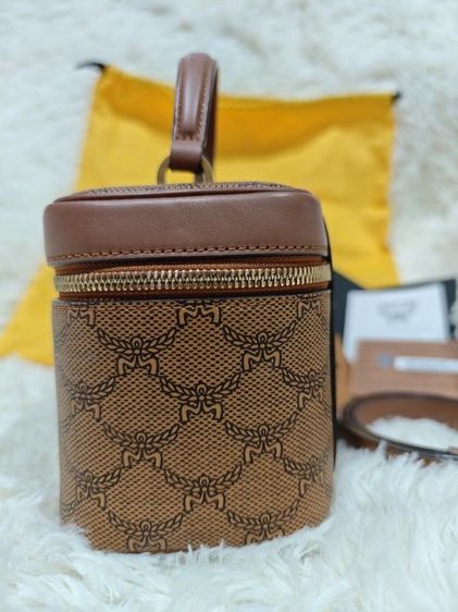 MCM Himmel Crossbody Bag in Lauretos รูปที่ 11