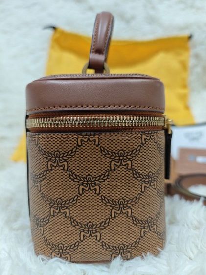 MCM Himmel Crossbody Bag in Lauretos รูปที่ 10