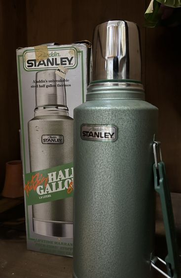 Vintage Aladdin Stanley “The Big Half Gallon” 1.9L รุ่น A-945DH ผลิตใน USA