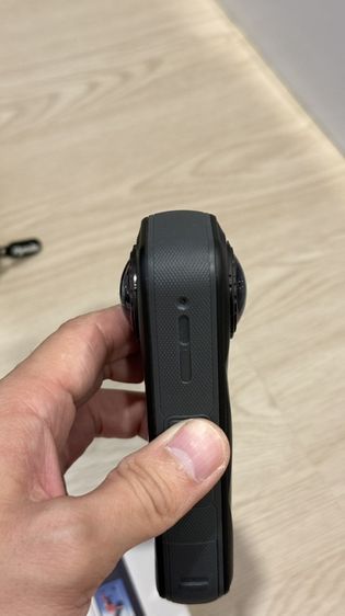 กล้อง insta 360 x5 มือ 2 สภาพ 99% รูปที่ 3