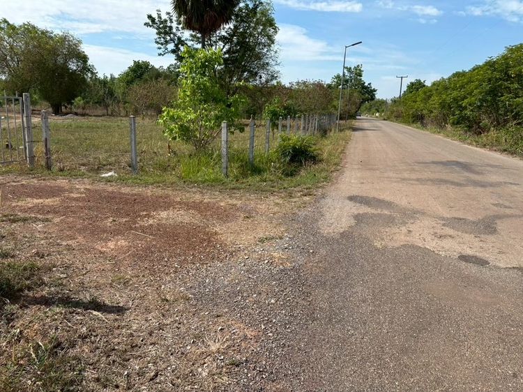 ไม่ใช่ จังหวัดอุดรธานี ขายด่วนที่ดิน 4ไร่ 26 ตรว. รูปที่ 2