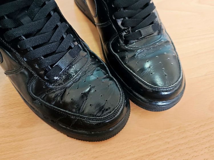 (42.5eu) Nike Air Force 1 LV82 Black Patent 2012 รูปที่ 4
