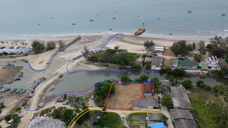 ขายที่ดิน ติดท่าจอดเรือ ประมงชาวบ้าน ปากอ่าวทะเล ห่างชายหาดทะเล 25 เมตร วิวสวย ติดคลองน้ำเค็ม ออกเรือถึงทะเล แค่ 1 นาที