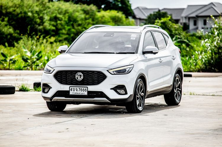 MG ZS 2023 1.5X+ Sunroof Sedan เบนซิน ไม่ติดแก๊ส เกียร์อัตโนมัติ ขาว