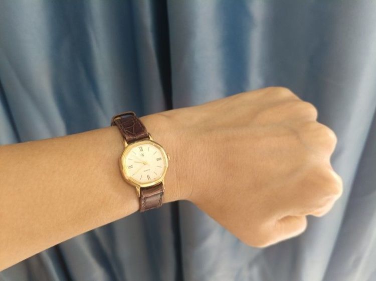 ทอง นาฬิกาข้อมือผู้หญิง