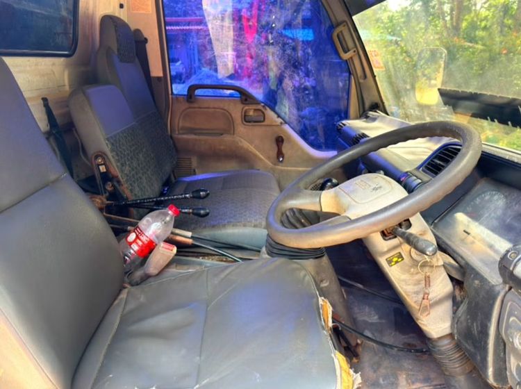isuzu130ปี49 รูปที่ 9