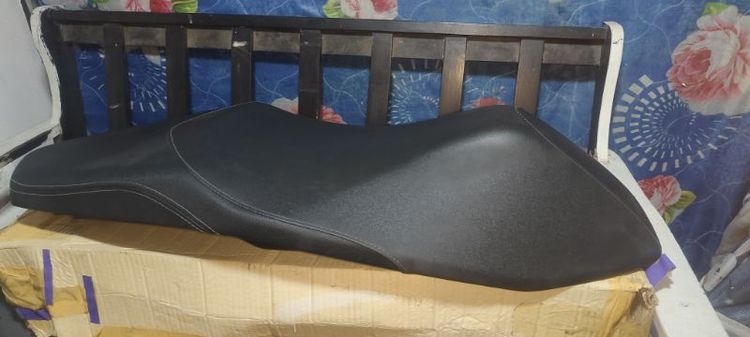 บาะเดิมแท Honda PCX 160 (ป2024)·สภาพะสภาพป้ายแดง100%ไร้รอยไร้ตำหนิ ผิวเบาะยังสากส่วย•ประวัติ:ถอดจากรถตัวเองโดยตรง(ถอดเปลี่ยนเป็นเบาะแต่งทรงเตี้ย)เจ้าของขายเอง รูปที่ 4