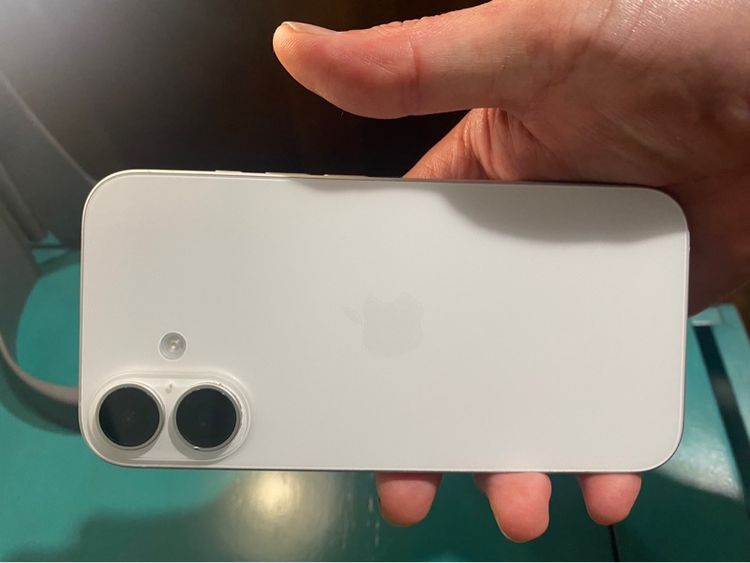 iPhone 16 ขาว 128 GB รูปที่ 10