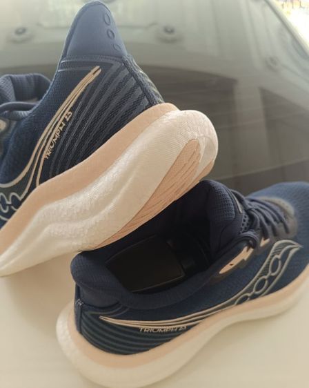 ขาย Saucony Triump 23 นิยม size 40.5/255cm ของแท้ 100% เบานุ่ม สภาพสวย รูปที่ 6