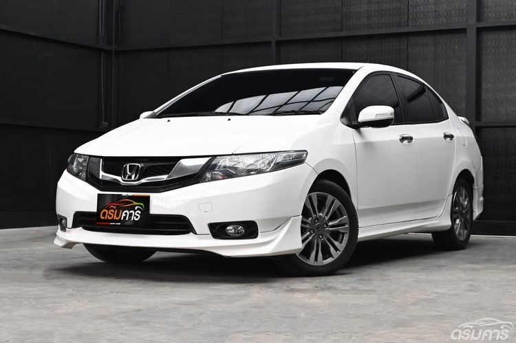 Honda City 1.5 SV i-VTEC Minorchange ตัวท็อป วิ่งน้อยหมื่นโลต่อปี รถบ้าน ปี 2013 รหัสสินค้า C0CH