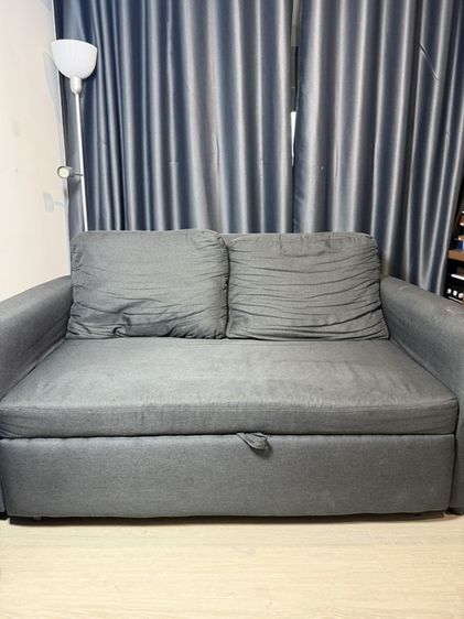 ผ้า 2 ที่นั่ง 🛋️ ขายโซฟาเบดสีเทาเข้ม มือสอง