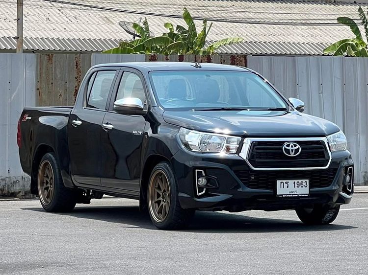 รถ Toyota Hilux Revo 2.4 Z Edition Entry สี ดำ