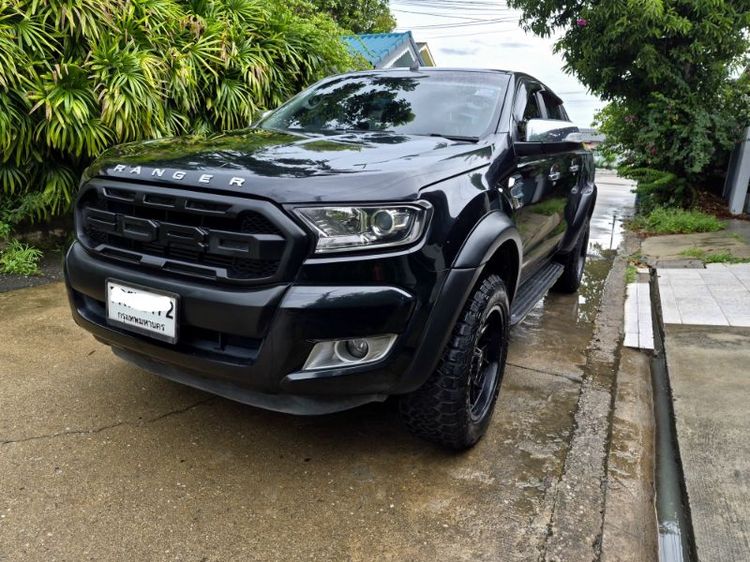 รถ Ford Ranger 2.2 Hi-Rider XLT สี ดำ
