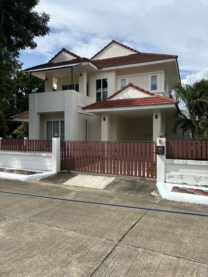 บ้านเดี่ยวในโครงการ 2 ชั้นใ้ห้เช่า