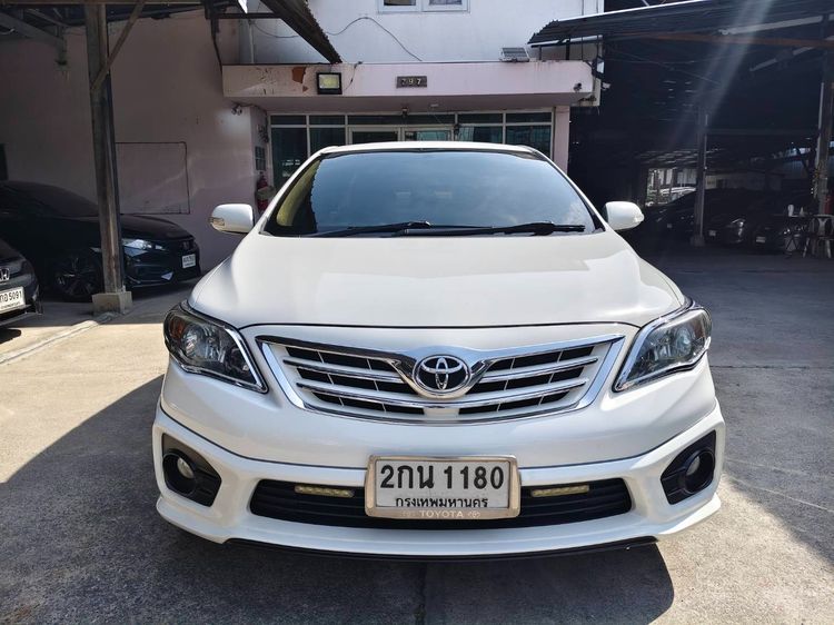 Toyota Altis 2013 1.8 TRD Sportivo Sedan เบนซิน ไม่ติดแก๊ส เกียร์อัตโนมัติ ขาว รูปที่ 2