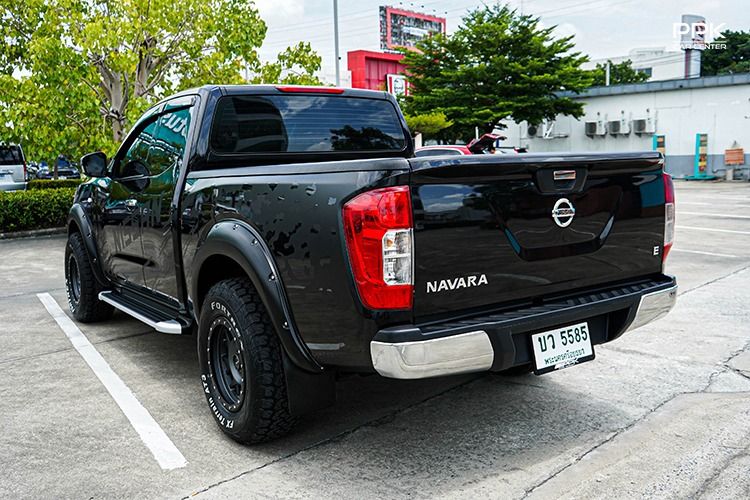 Nissan NP300-NAVARA 2019 2.5 E Pickup ดีเซล ไม่ติดแก๊ส เกียร์ธรรมดา ขาว รูปที่ 4