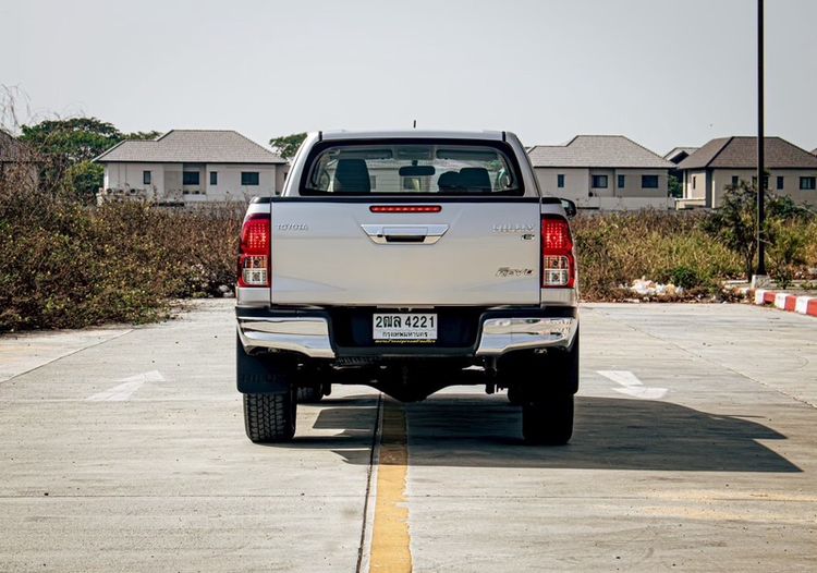 Toyota Hilux Revo 2019 2.4 Prerunner E Plus Pickup ดีเซล ไม่ติดแก๊ส เกียร์อัตโนมัติ เทา รูปที่ 4
