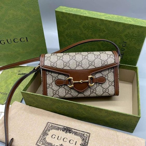 หนังแท้ ไม่ระบุ น้ำตาล กระเป๋าสะพายGucci