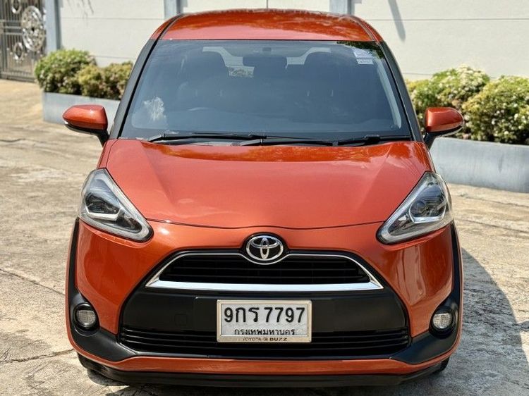 Toyota Sienta 2019 1.5 V Utility-car เบนซิน ไม่ติดแก๊ส เกียร์อัตโนมัติ ส้ม รูปที่ 3