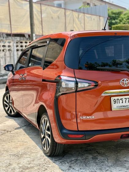 Toyota Sienta 2019 1.5 V Utility-car เบนซิน ไม่ติดแก๊ส เกียร์อัตโนมัติ ส้ม รูปที่ 4