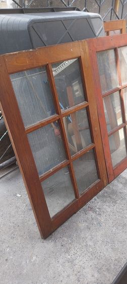 หน้าต่างไม้สักเก่า ขนาด70×110 มี 7 บาน/(บานละ380) รูปที่ 5
