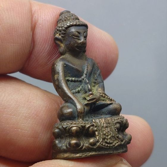 พระกริ่งคุ้มเกล้า (กริ่งศิรากาศ หน้าจีน ก้นถ้วย) เนื้อนวะโลหะ หายาก พ.ศ.2524 พร้อมกล่อง หายาก รูปที่ 5