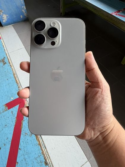 iPhone 16 pro max 256 gb natural titanium