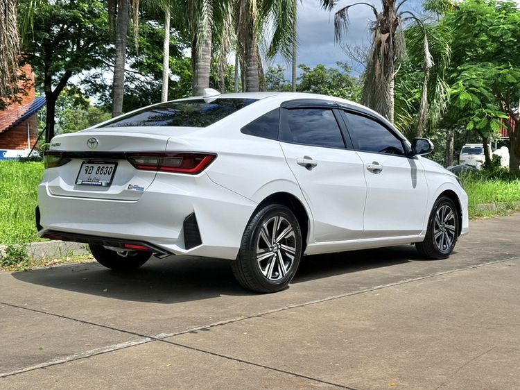 Toyota Yaris ATIV 2026 1.2 Smart Sedan เบนซิน เกียร์อัตโนมัติ ขาว รูปที่ 4