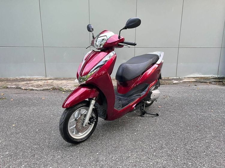 Honda รุ่น Lead125 2v125cc ปี 2021สตาร์ทมือ
