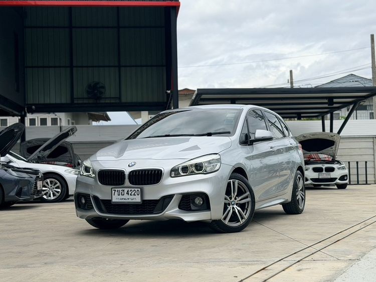 รถ BMW Series 2 218i Active Tourer สี เทา
