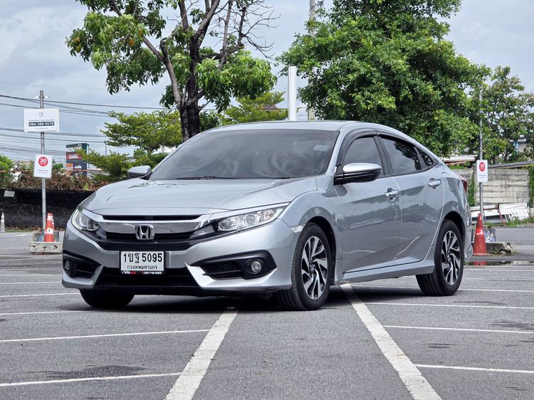 HONDA CIVIC FC 1.8 EL เกียร์ออโต้ ปี 2018 รถบ้าน มือเดียว ไม่เคยทำสี