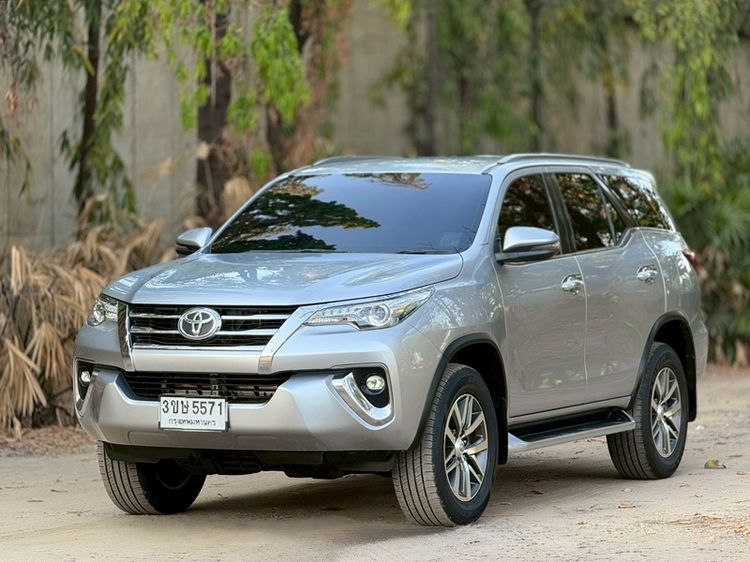 Toyota Fortuner 2017 2.4 V 4WD Utility-car āļāļĩāđāļāļĨ āđāļĄāđāļāļīāļāđāļāđāļŠ āđāļāļĩāļĒāļĢāđāļāļąāļāđāļāļĄāļąāļāļī āđāļāļē āļĢāļđāļāļāļĩāđ 2