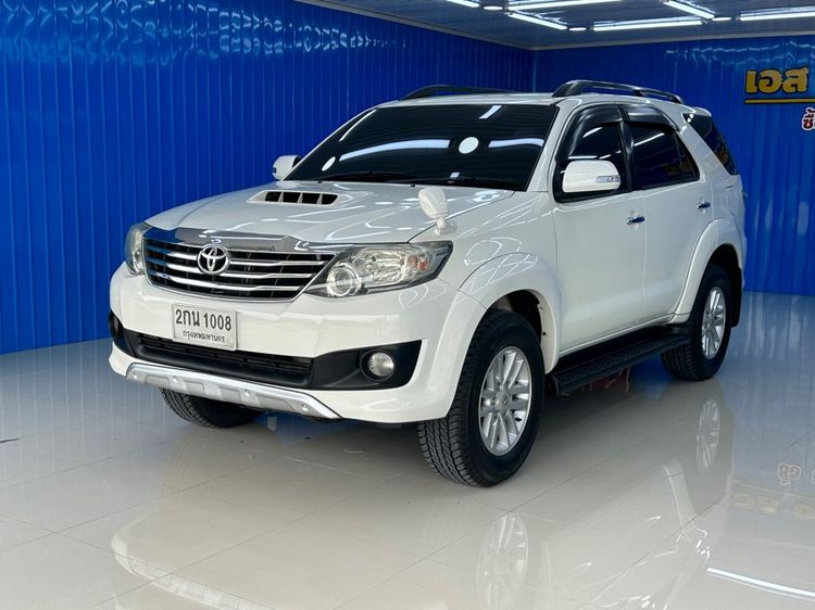 Toyota Fortuner 2013 3.0 V Utility-car ดีเซล ไม่ติดแก๊ส เกียร์อัตโนมัติ ขาว