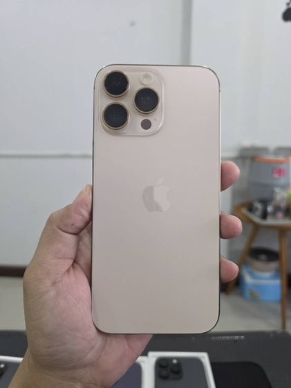 256 GB iPhone 16promax 256gb เครื่องศูนย์ไทยเดิมๆ