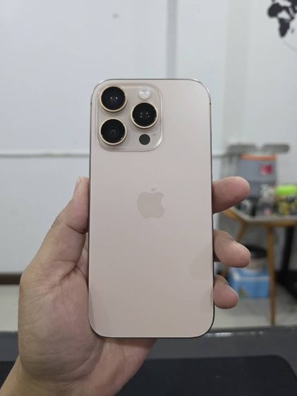 256 GB iPhone 16pro 256gb  ศูนย์ไทยเดิมๆ